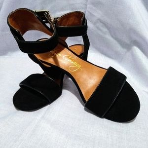 Arturo Chiang chunky heel